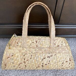 Elegant Tan Woven Handbag